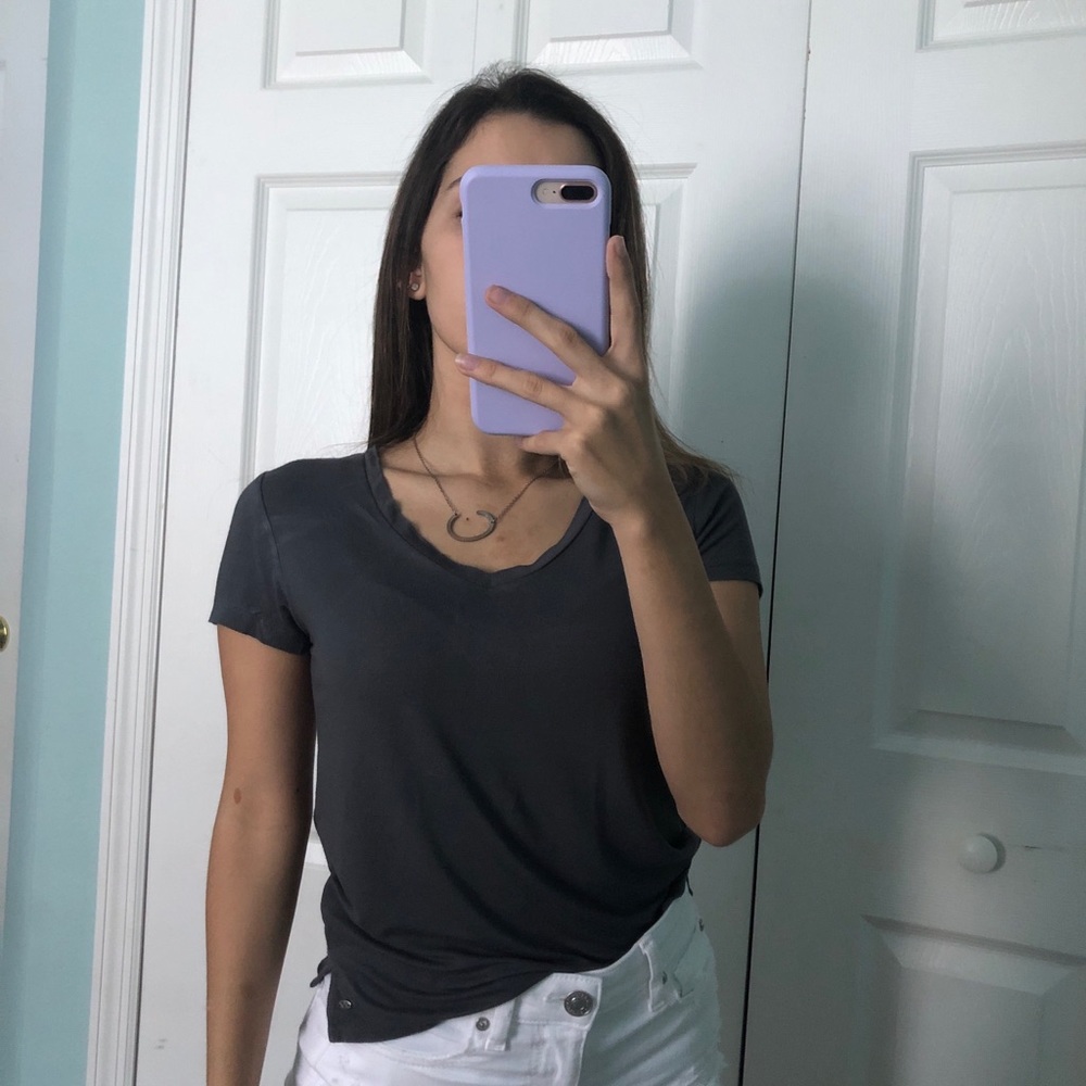 American Eagle soft v-neck tee